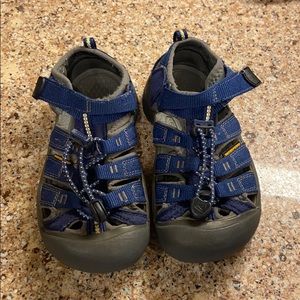 Little boys Keen Sandals